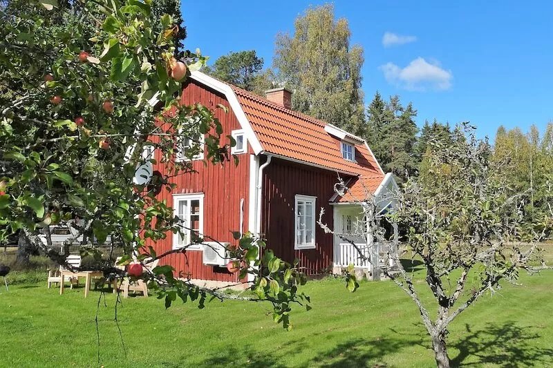 Stay in a charming cottage on a small farm, good fishing.