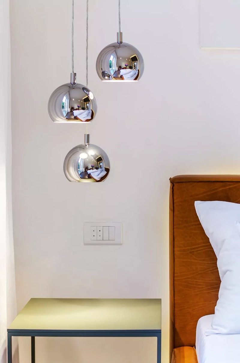 Room 25 Executive Rooms & Suites