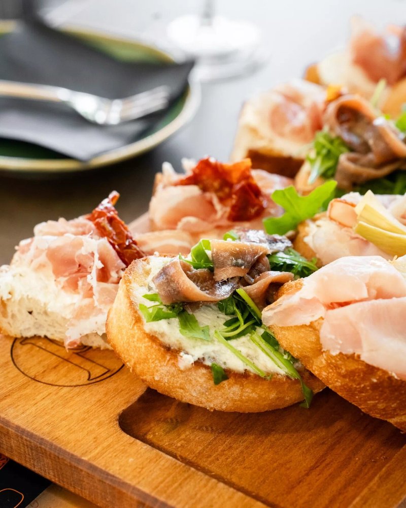 Spritz Bar & Good Food Parencan