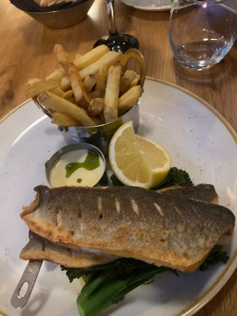 Barnacles Restaurant & Bar Bistro
