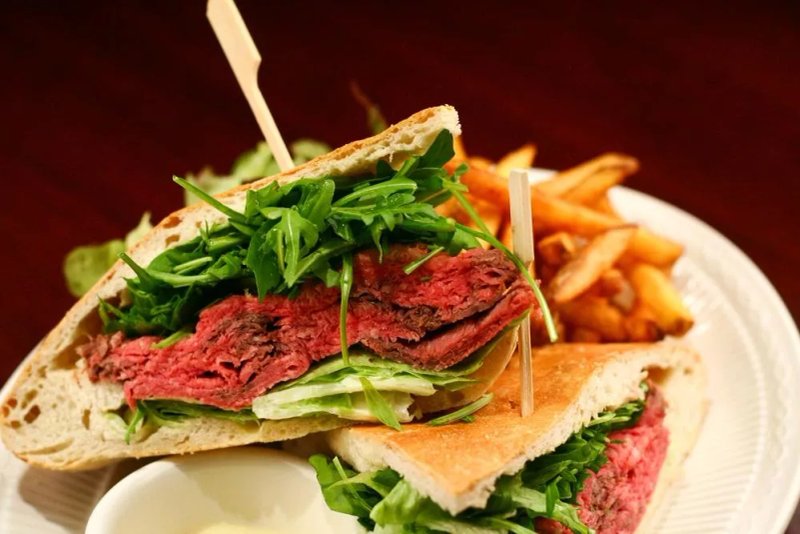 Beefhouse grill & bar