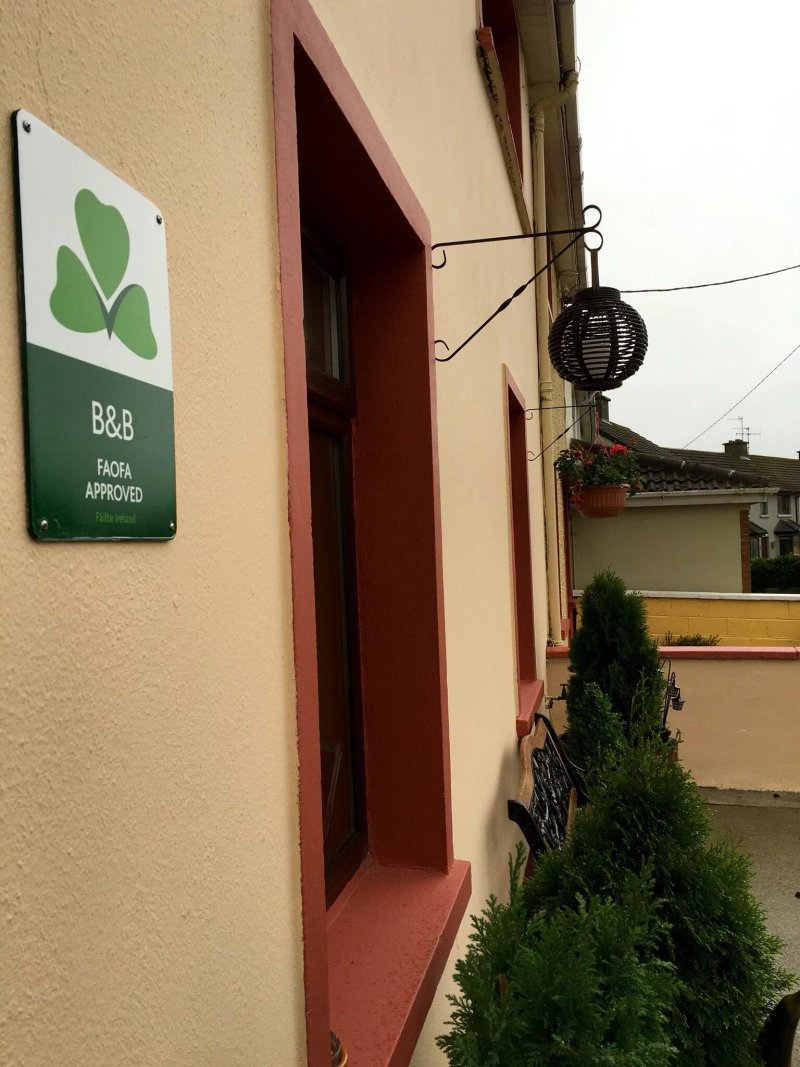 Leens Bed and Breakfast