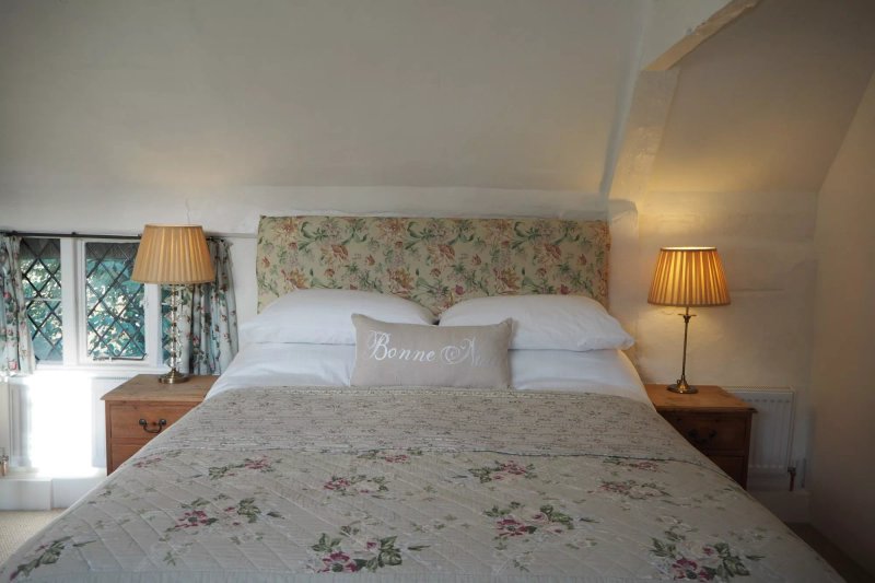 Nightingale Cottage Bed and Breakfast
