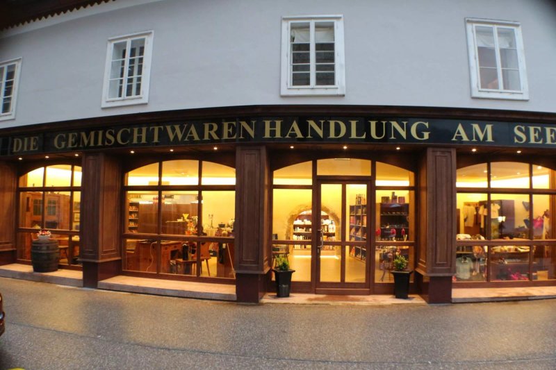 Die Gemischtwarenhandlung am See
