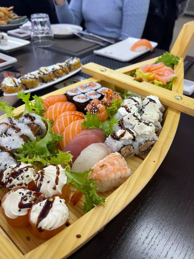 Tokyo Sushi