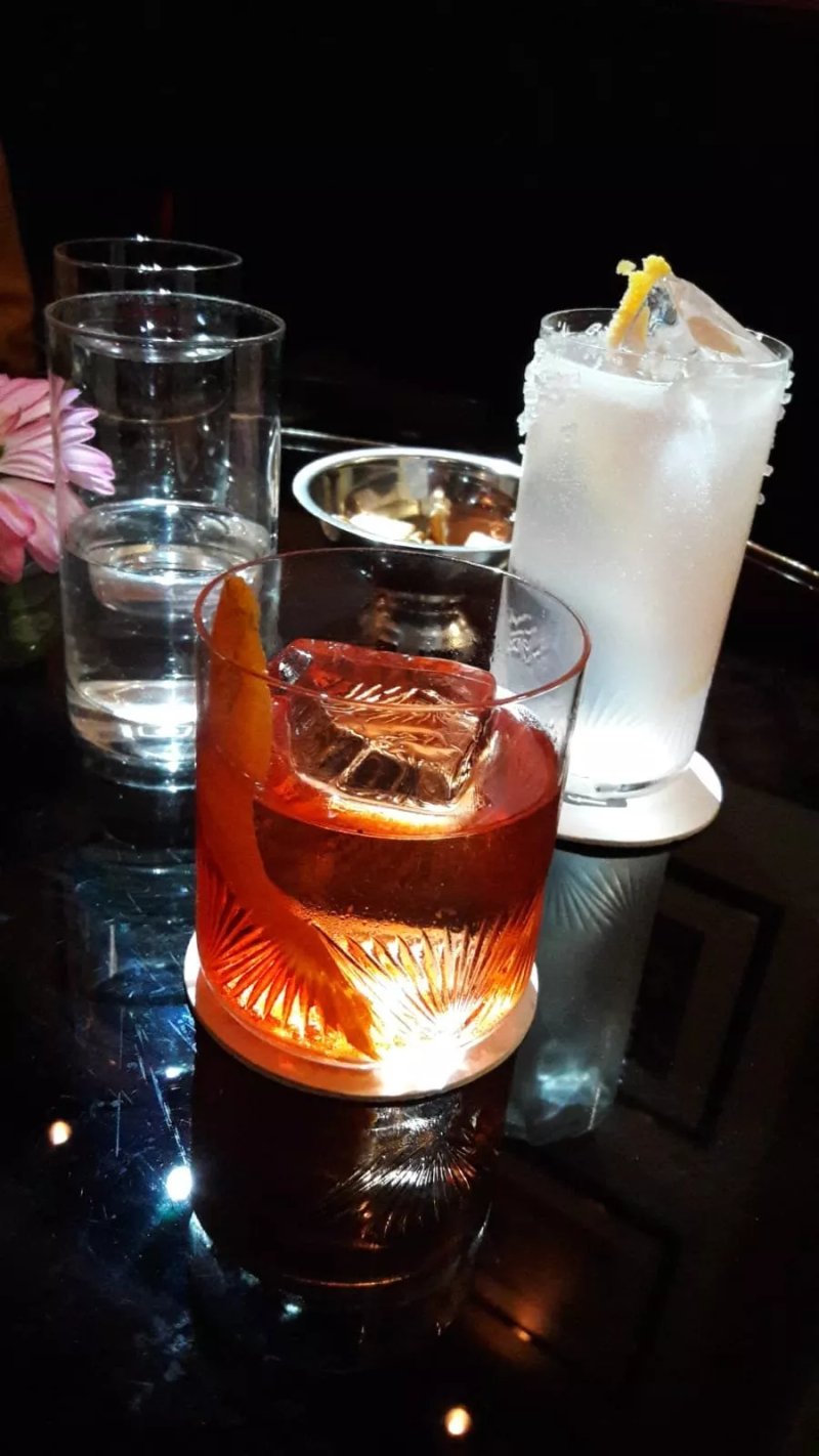 Antique American Bar