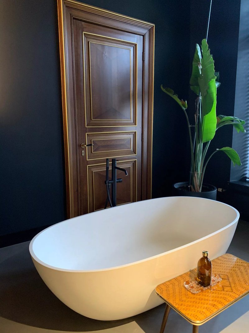 B&B N10