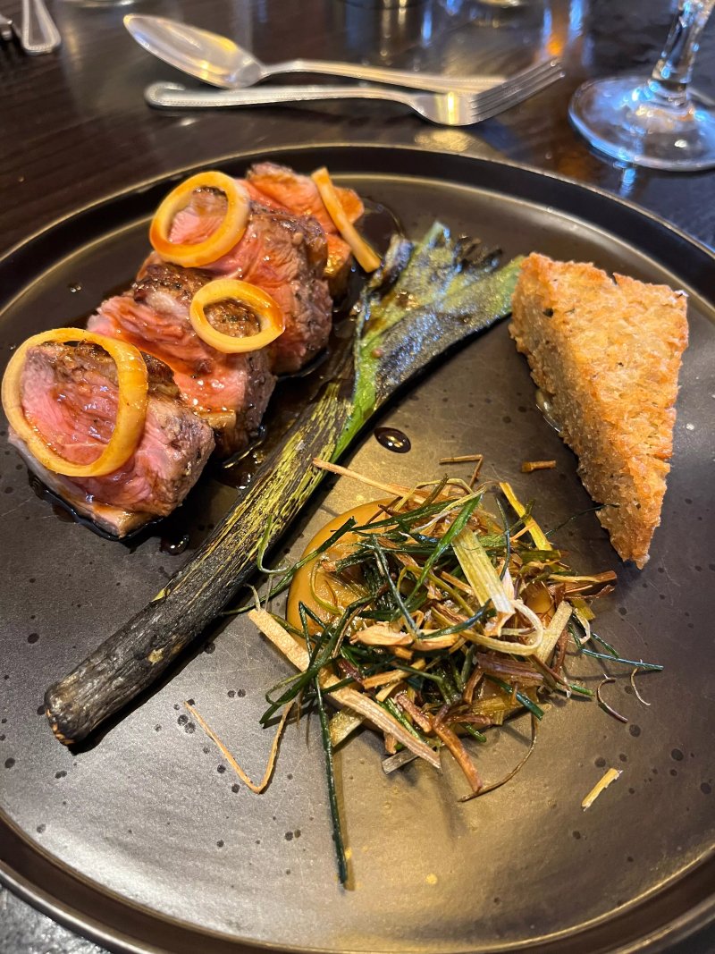 The Lemon Tree, Restaurant