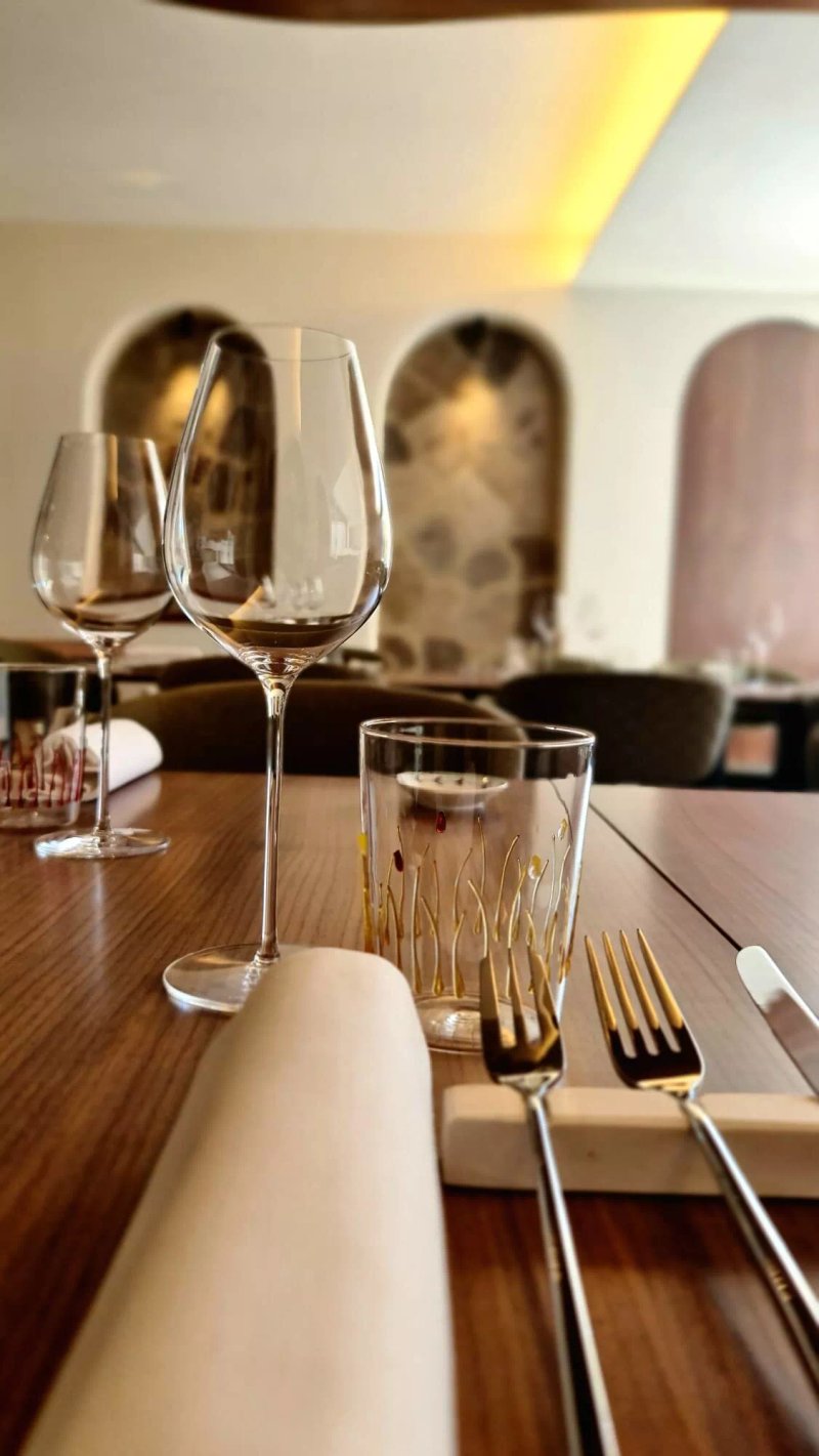 Ortiga Restaurant And Champagne Bar