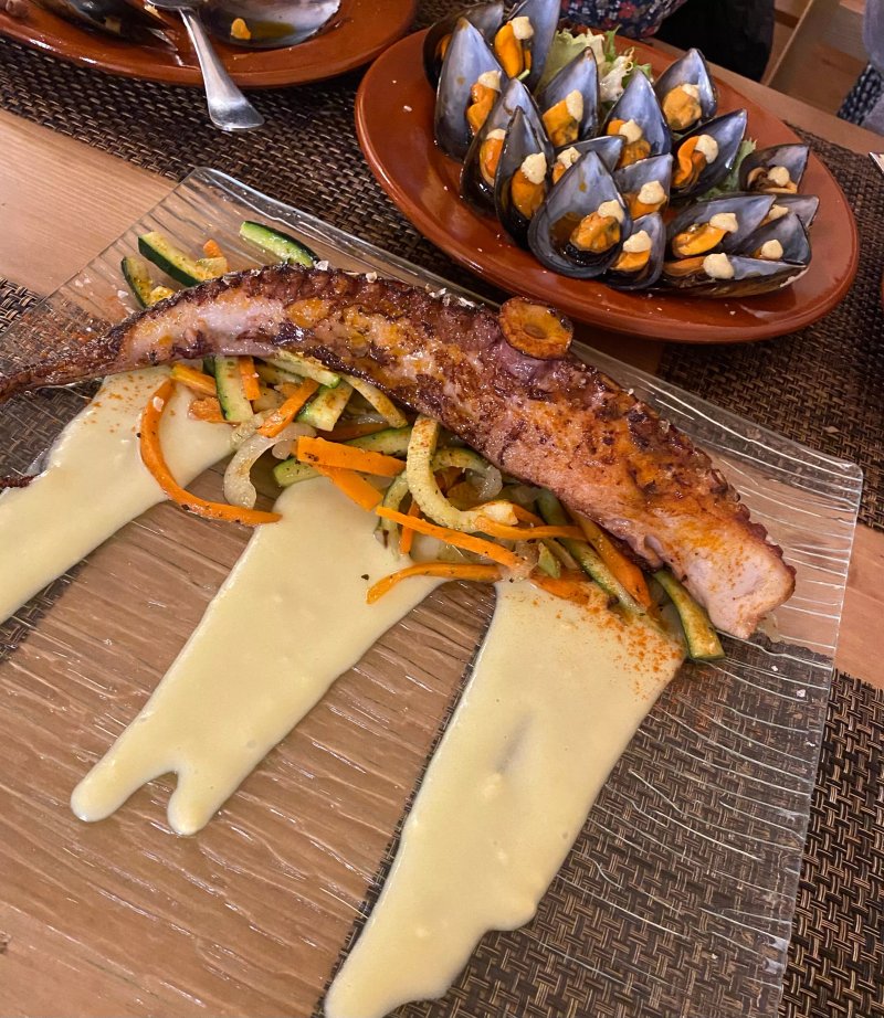 La Taberna Bar A Tapas