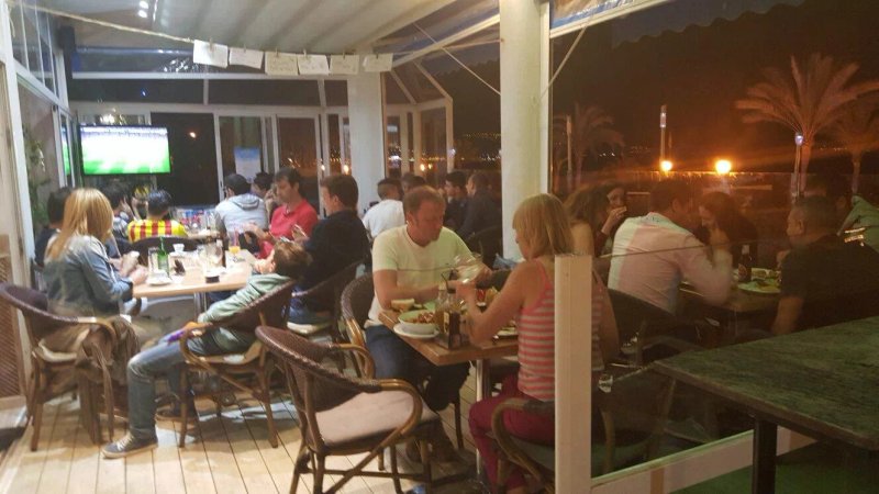 Cafe Olas Albir