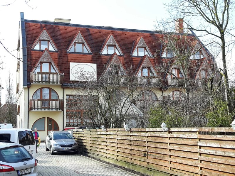 Agnes Hotel