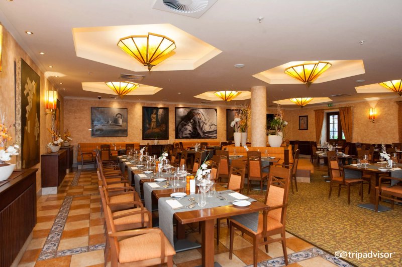 Lindner Hotel Prague Castle
