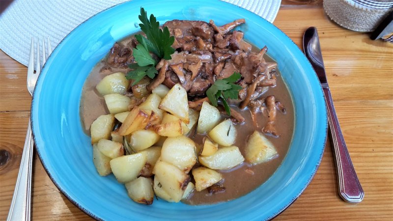 Trattoria via Romana