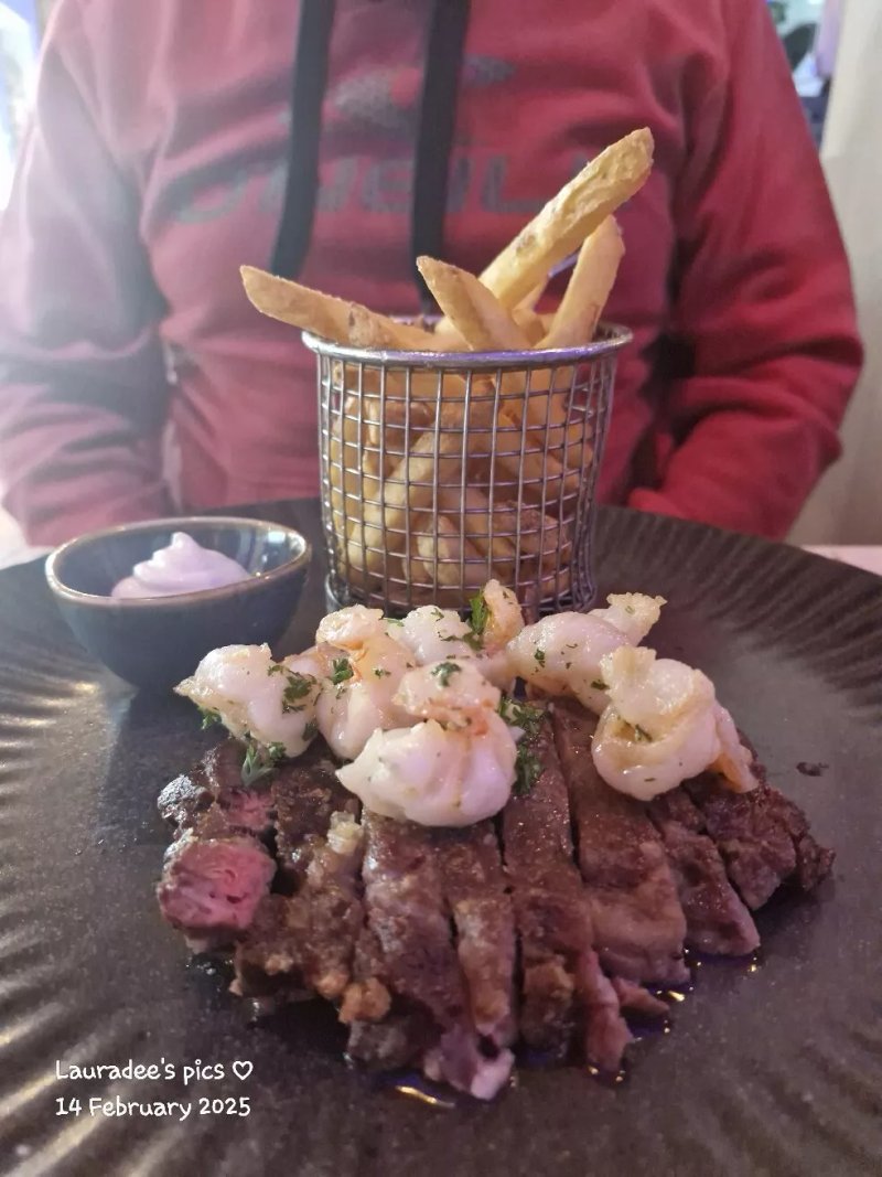 Into The Blue Restaurant