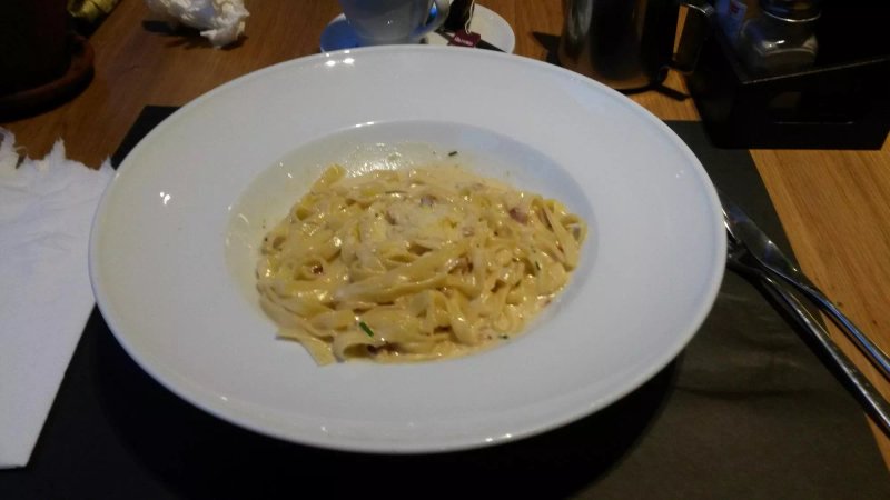 La Poma Restaurant