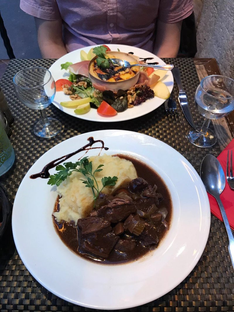 cafe Roussillon