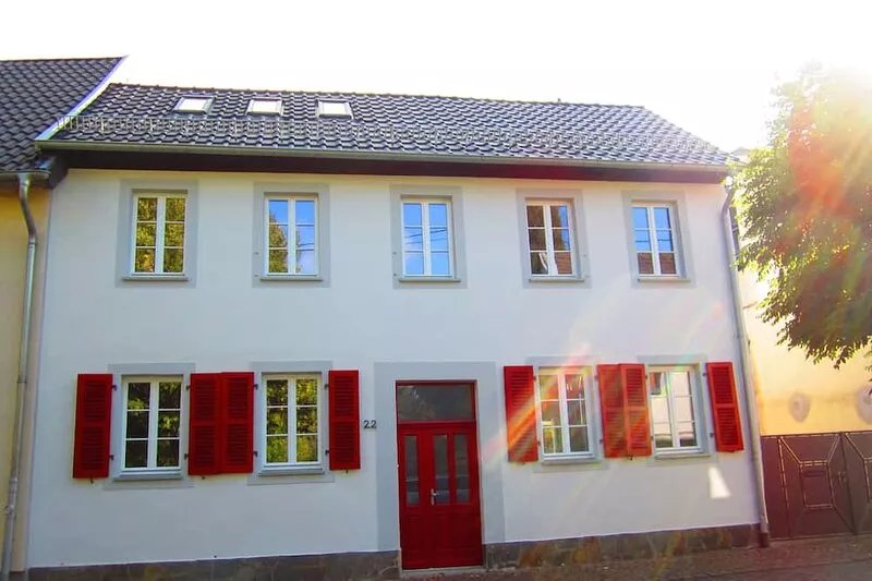 Modern living in a stylish, renovated half-timbered house