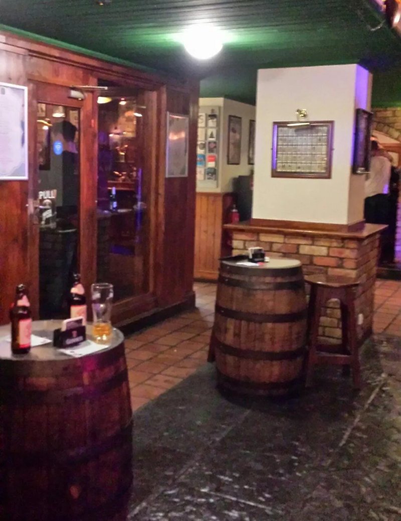 Biddy Early's Irish Pub