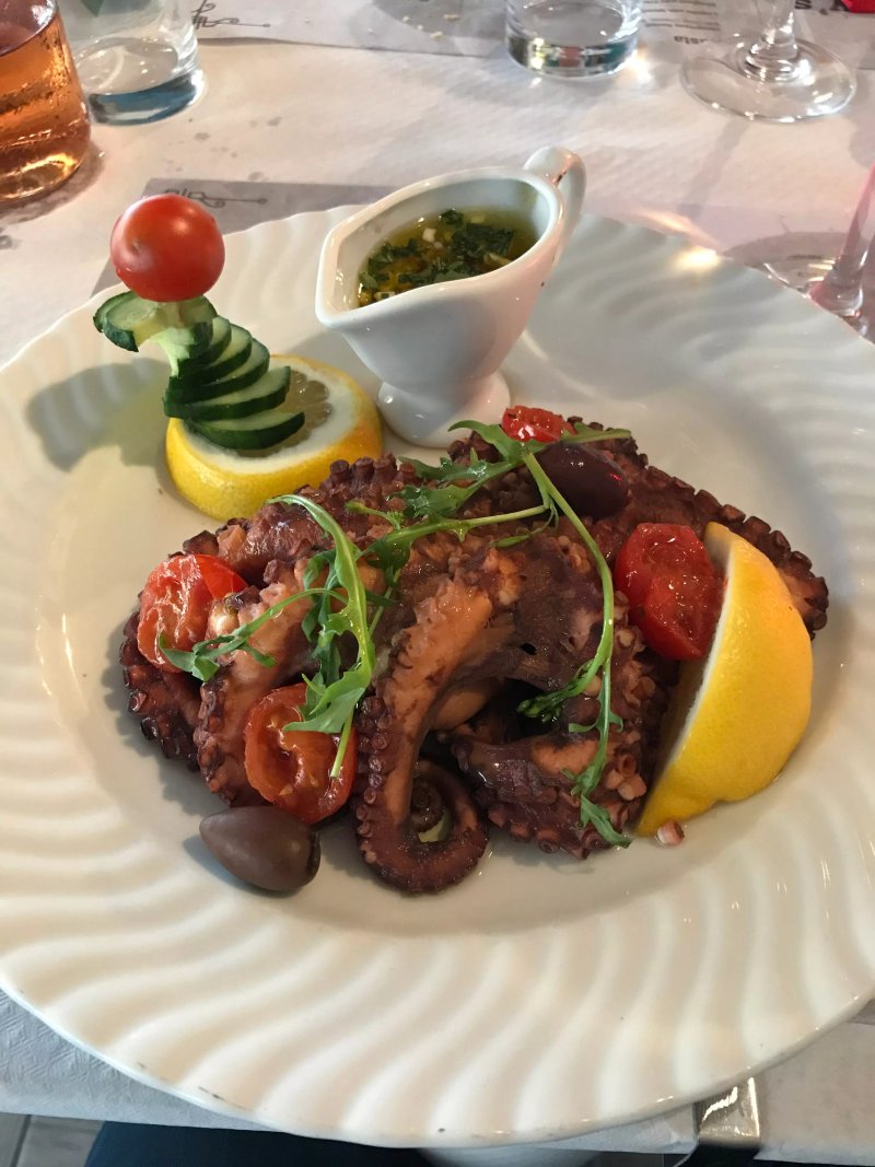 Sammy's