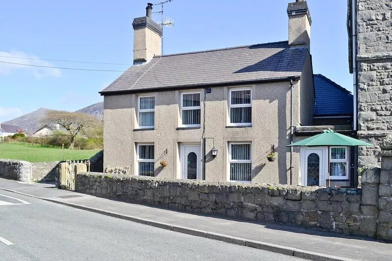 2 bedroom accommodation in Trefor, near Caernarfon
