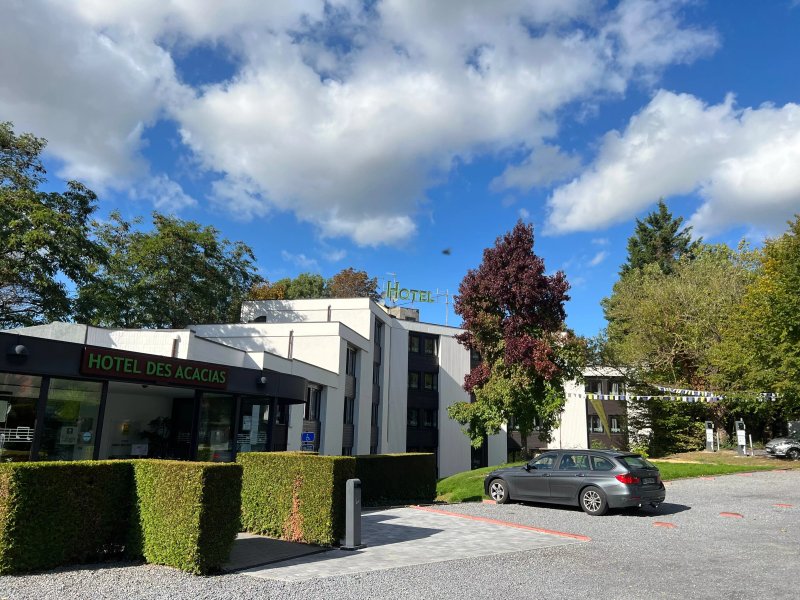 Logis Hôtel - Restaurant des Acacias