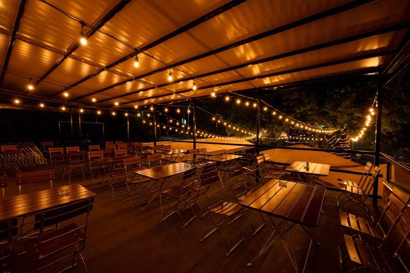 Stifler Garden (ex Ypsilon Restaurant)