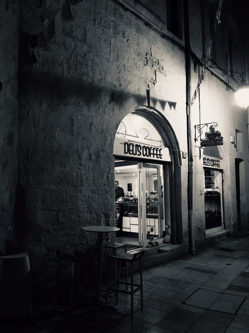 Deli's Coffee