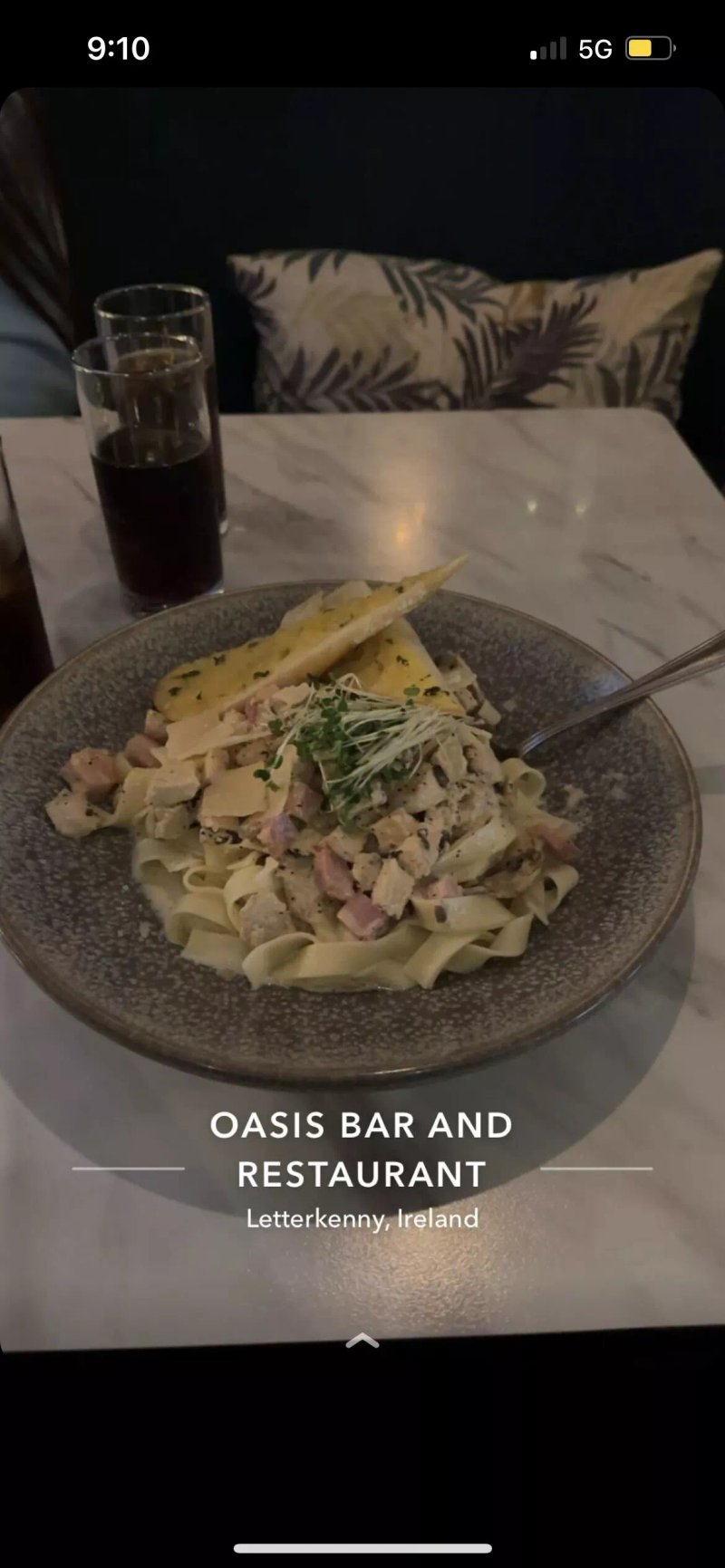 Oasis Bar and Restaurant