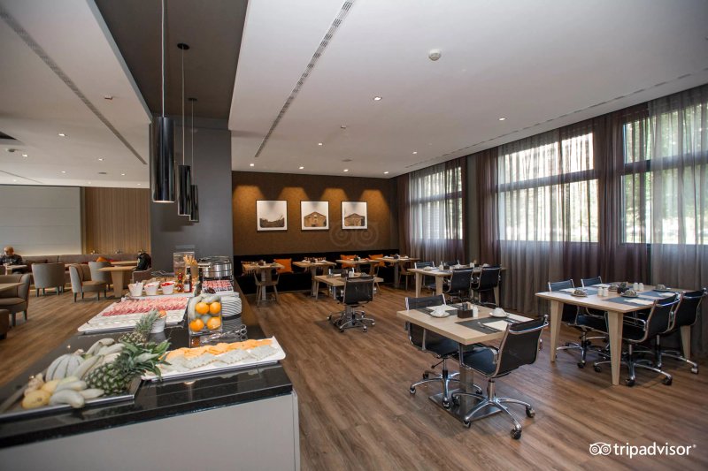 Ac Hotel Bologna