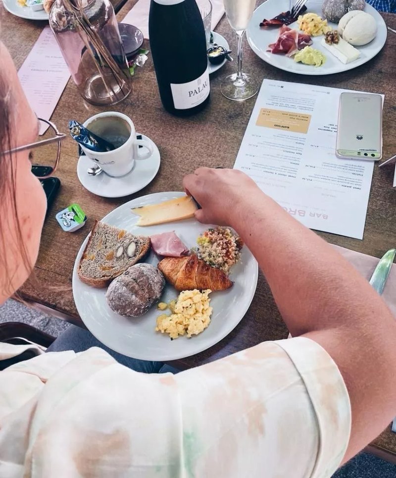 Bar Brunch