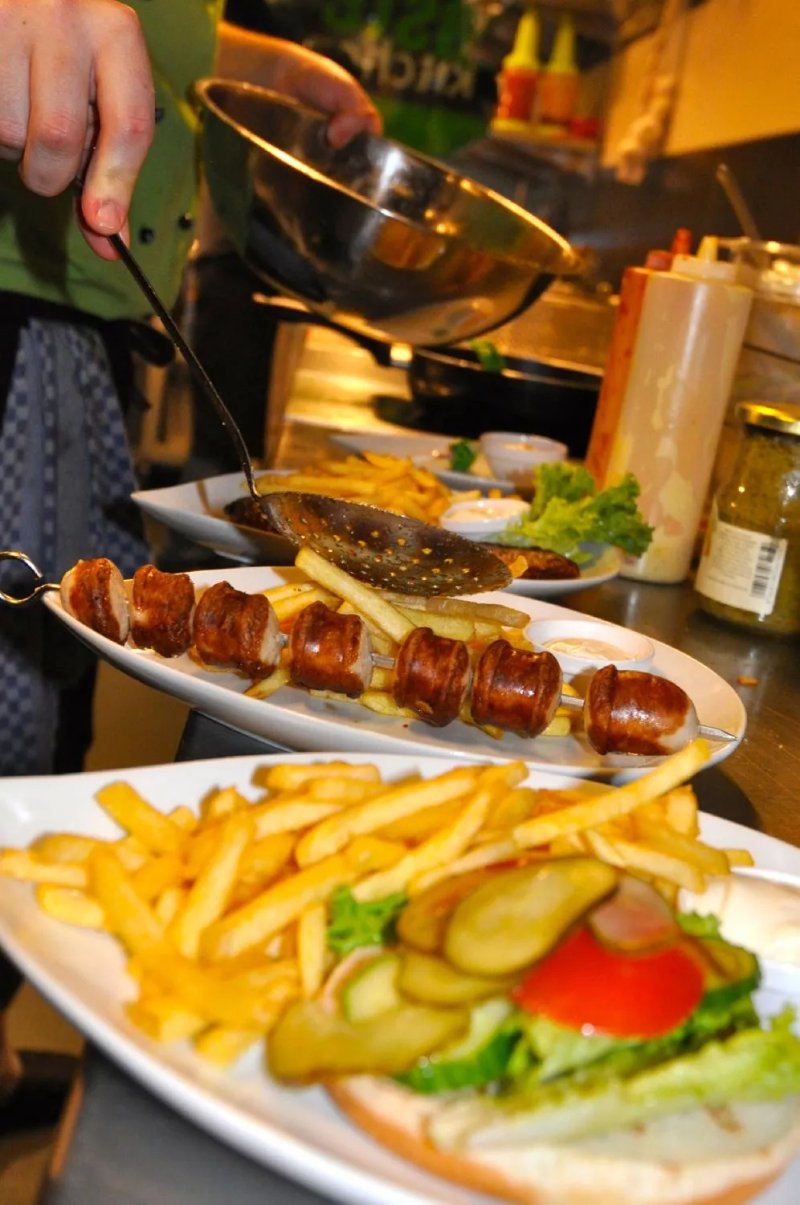 Taste Kitchen