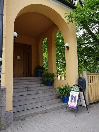 Tikanoja Art Museum