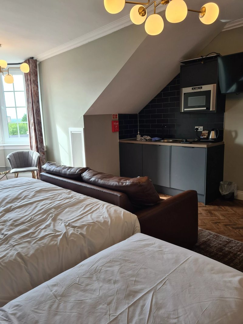Sweeney Apartments & Rooms