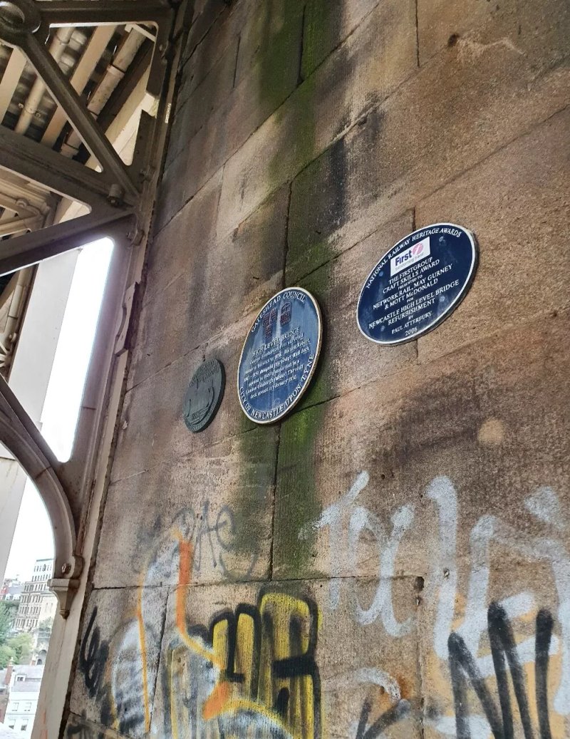 High Level Bridge Blue Plaque
