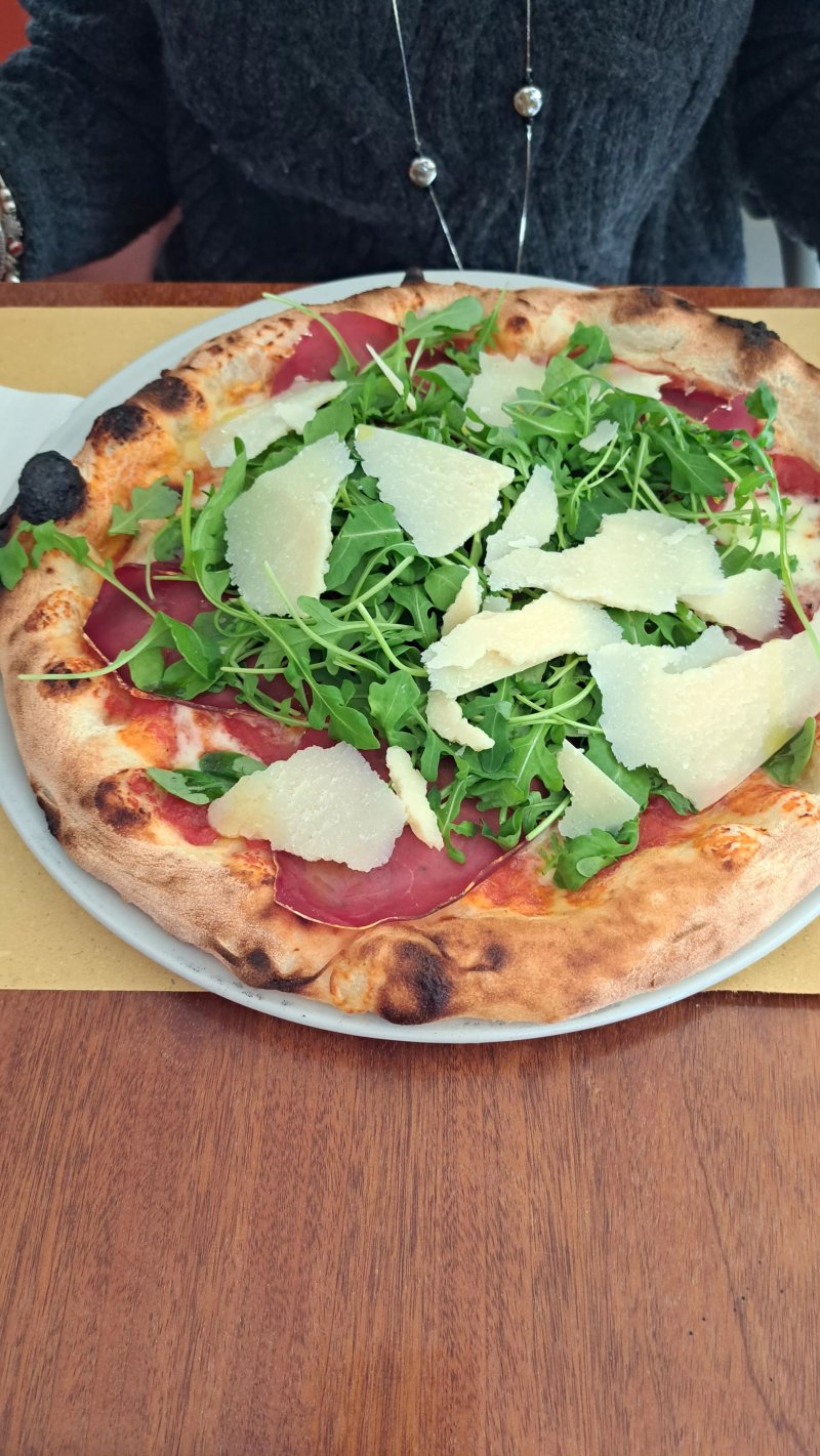 Il Bar Pin Pizzeria Burgheria