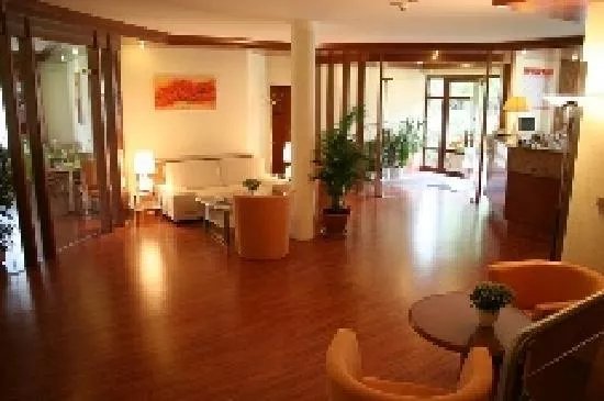 Hotel Flora Stuttgart-Mohringen