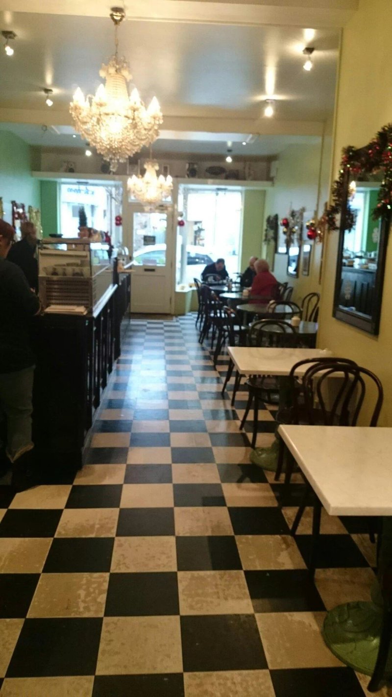 Tea At Tiffanys Cafe