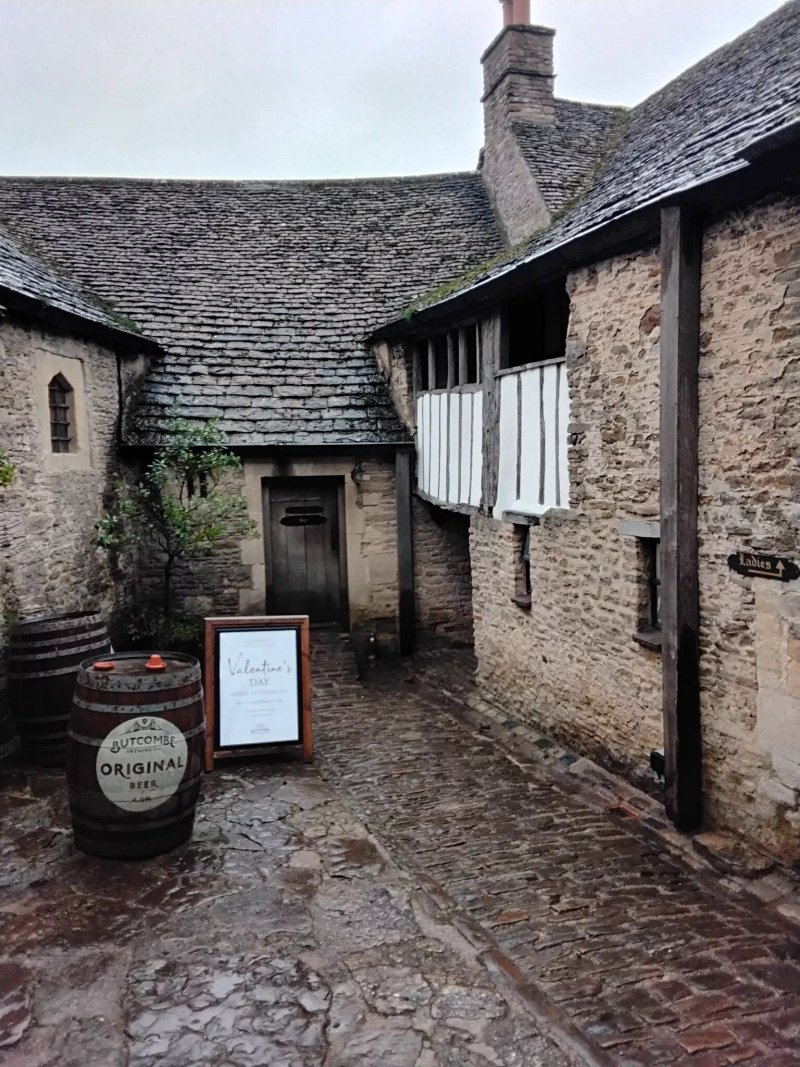 The George Inn