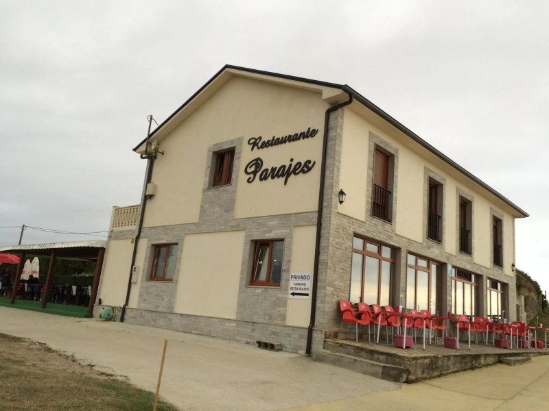 Hostal Restaurante Parajes