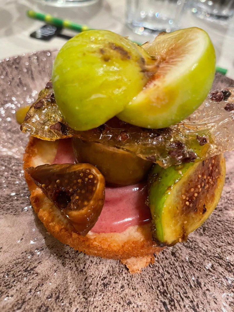 L'Outa Restaurant