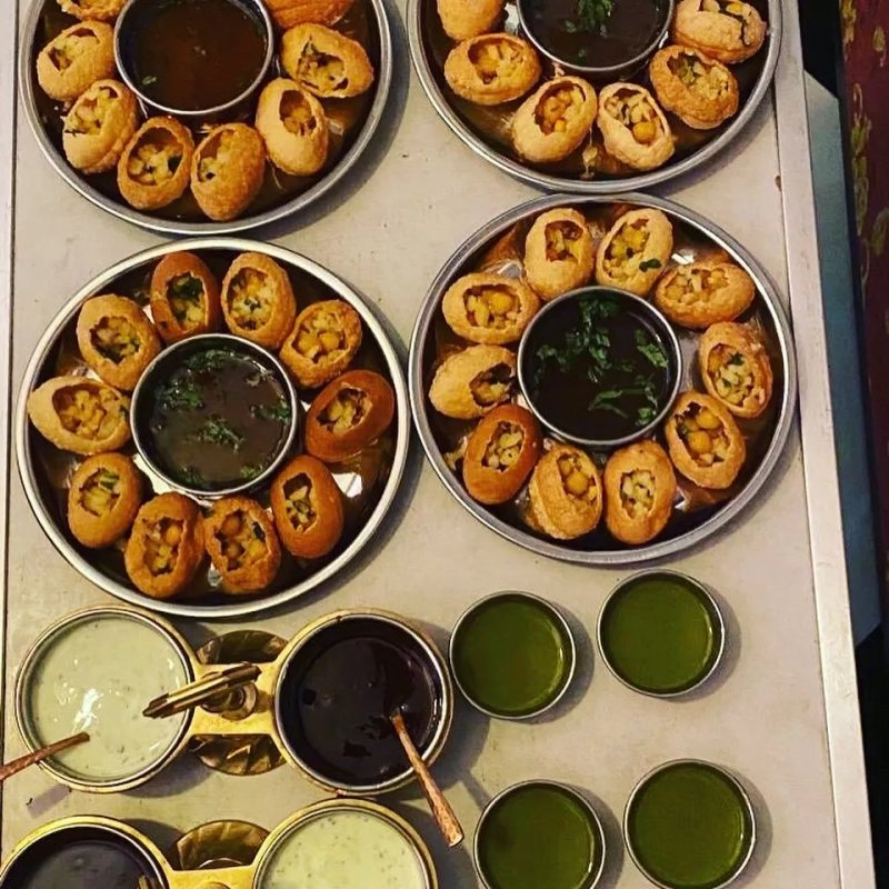 Indian Restaurant Nour