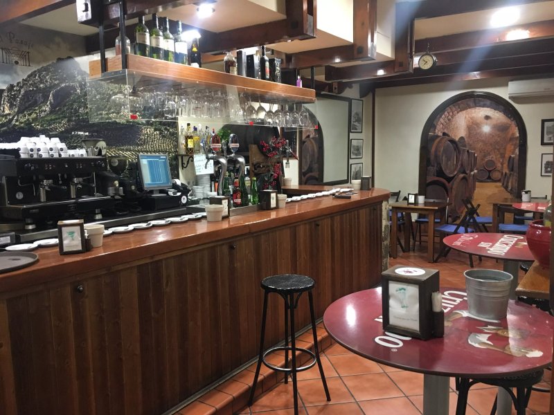 El Pasaje Cafe Bar