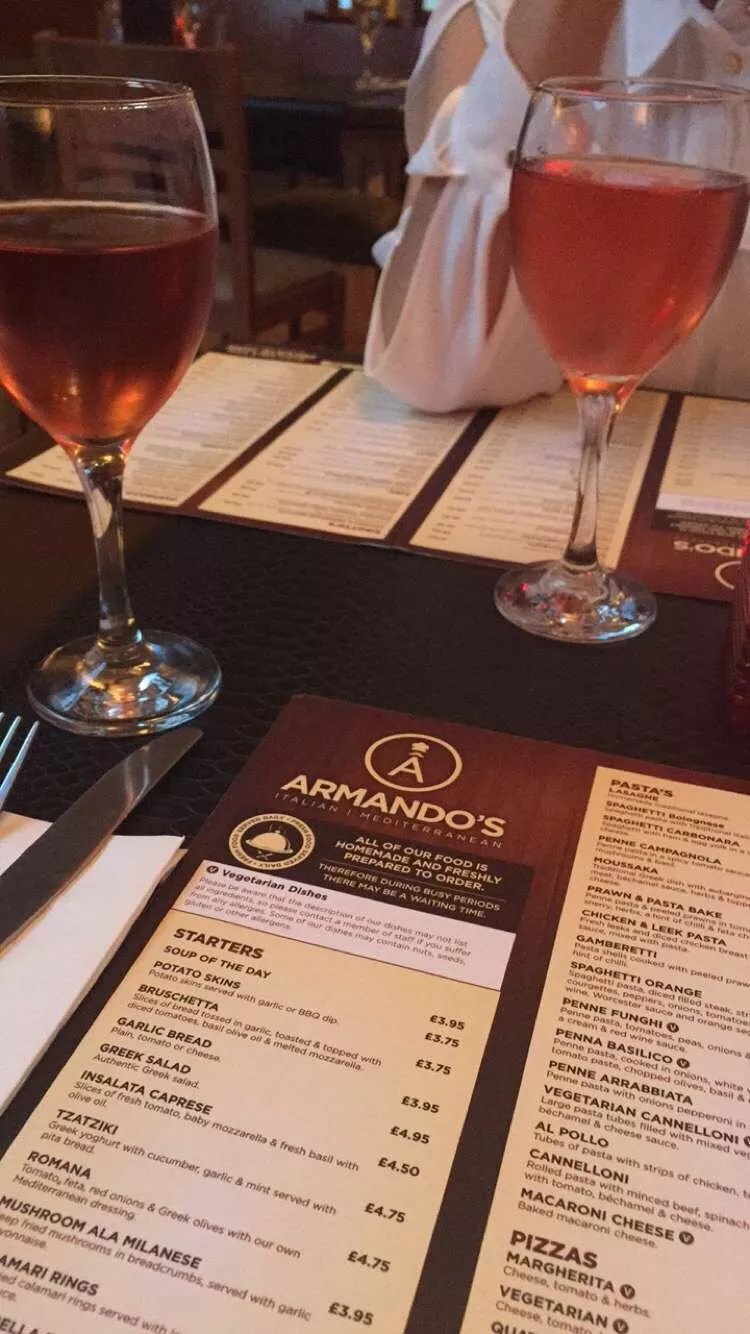 Armando's