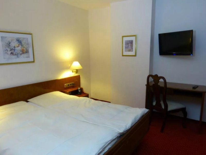 Hotel am Kochbrunnen