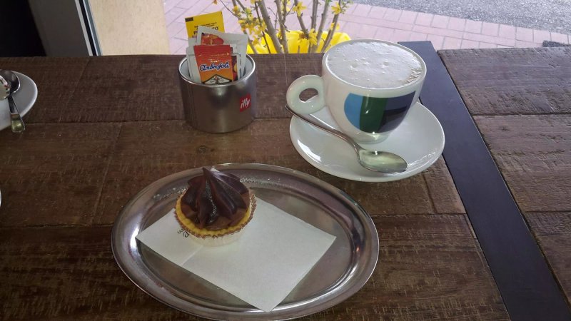 "Ducale" coffee bar and pastry shop