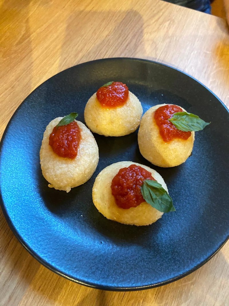 Rione Pizza&cocktails