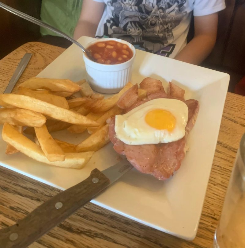 Coach and Horses Inn