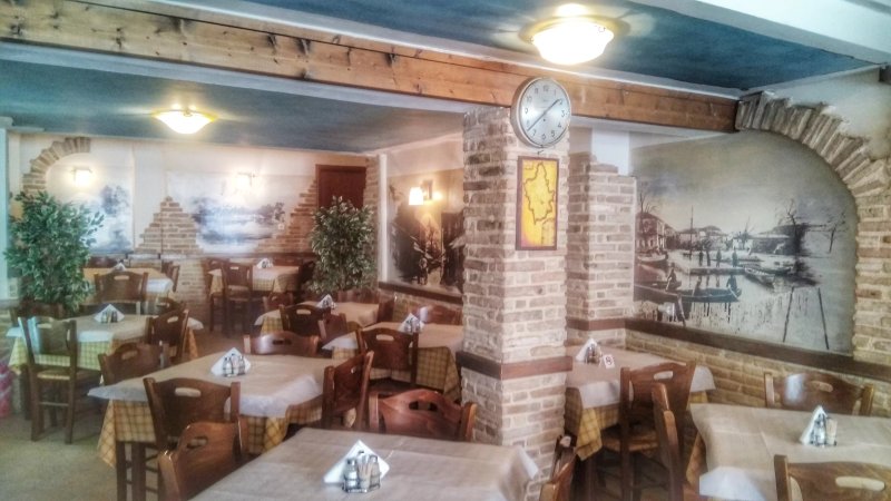 IVI Estiatorio-Taverna