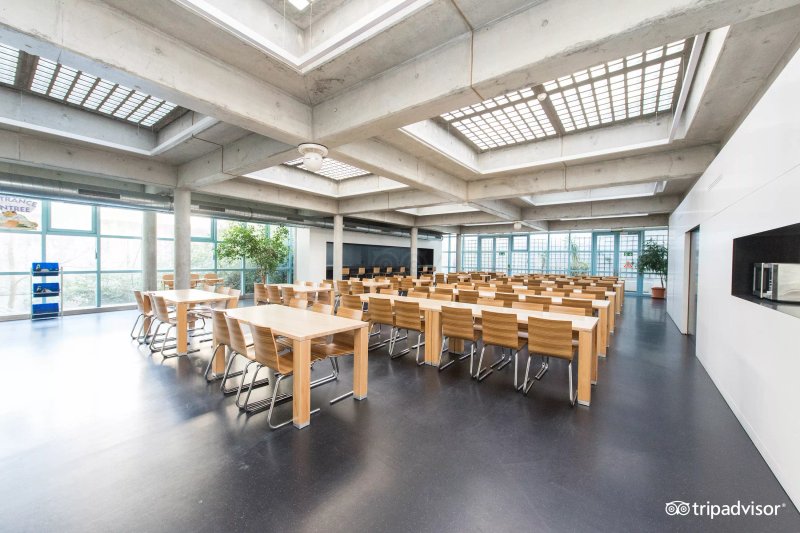Geneva Hostel